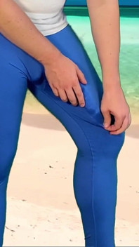 해변에서 자지 핸즈프리 사정