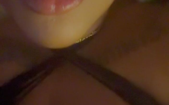 ChanteSuckumup: Provocação sexy e sedutora de uma deusa grossa! simplesmente curvilínea...