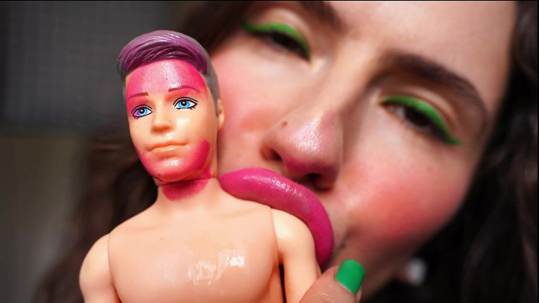 Rarible Diamond: Delikatna Giantess Sticky Kiss 5