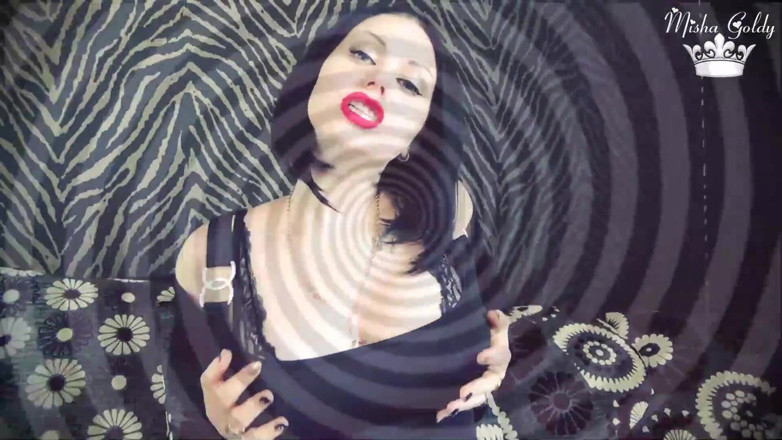 Goddess Misha Goldy: Lipstikku bikin kamu crot