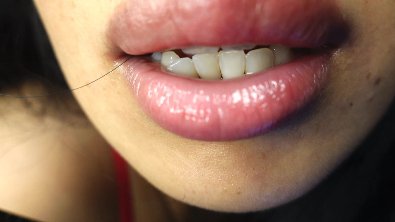 Asmr_mouth: Watch What This Mic Makes Me Do