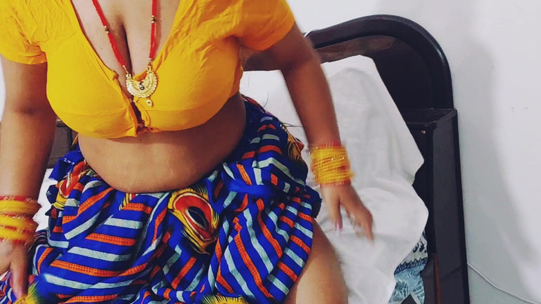 Hotty Jiya Sharmaa: Geile Devar fickt wunderschöne, frisch verheiratete indische bhabhi