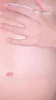 Rekaman seks pasangan amatir lagi asik ngentot hot di malam hari - laurahotxxx