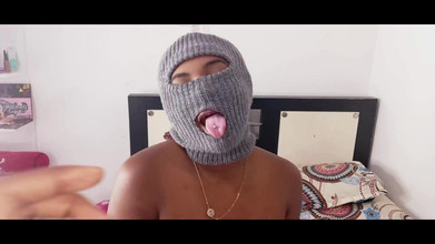 AndreaAndJean: Má ráda ptáky, které jdou hluboko