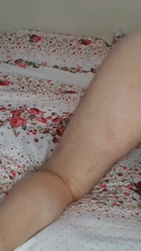 Cewek sange ini lagi asik seks anal ekstrem pakai dildo ukuran XL Pantat montok pacarku dientot habis-habisan sama butt plug 45cm