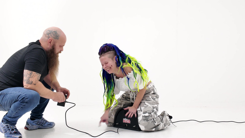 EdgesOfReality: Sybian Test Und Blowjob Bei Papi