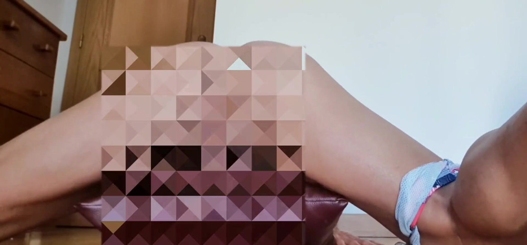 Looking to Spice up Your Day? Watch Me Masturbate and Hump a Pillow While Wearing Green Socks Until I Cum Hard with My Ass Pulsi (Hot sport fit boy studio)