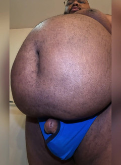 Blkhole420: Stuffed from dinner, time to weigh in and chug some...