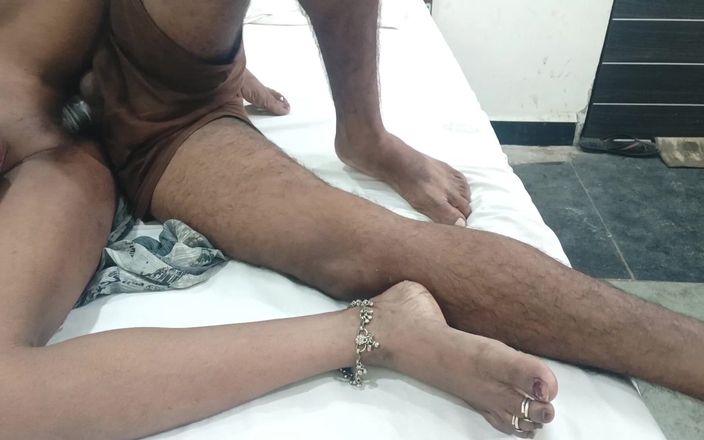 Desi Indian studio: Indische Bhabhi neukvideo nieuwe Desi seks