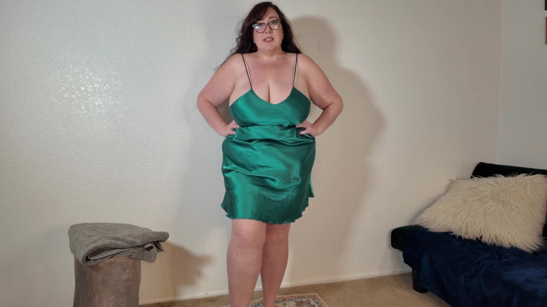 cutejayne: Mẹ kế bbw gợi cảm đụ anh trai kế lớn của...