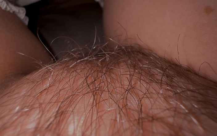 Gigi oficial: I'll Rub My Stepsister's Hairy Pussy with My Finger. She'll...