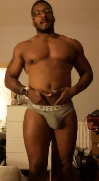 Amadeus: Noční chlapi nové aktualizace brzy když budu v Benátkách 19. října Doufám, že...