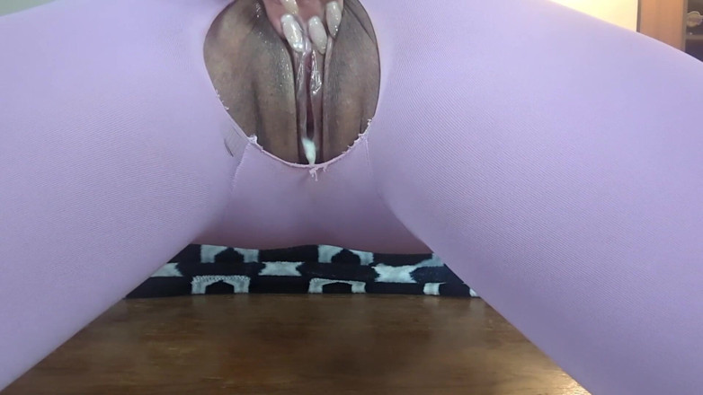 Leather and latex: Klitoris basah pantyhose merah muda tanpa selangkangan