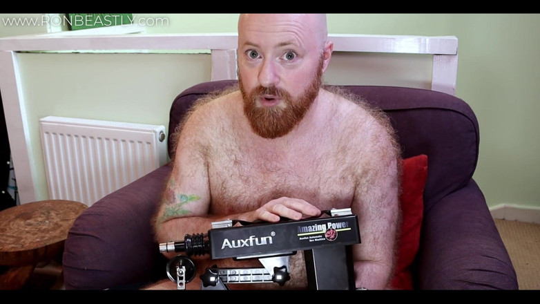 RonBeastlyFTM: 새로운 섹스 머신을 시도하는 Ftm / 트랜스 맨!