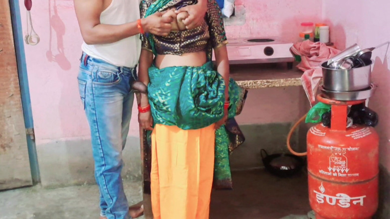 Trilokinath: Gujarati bhabhi jasmin mathur knullar efter kuking