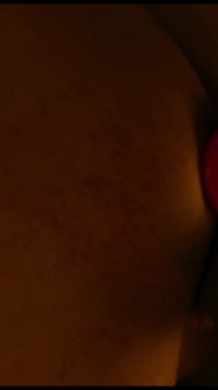Tatuada asiática analmente follada