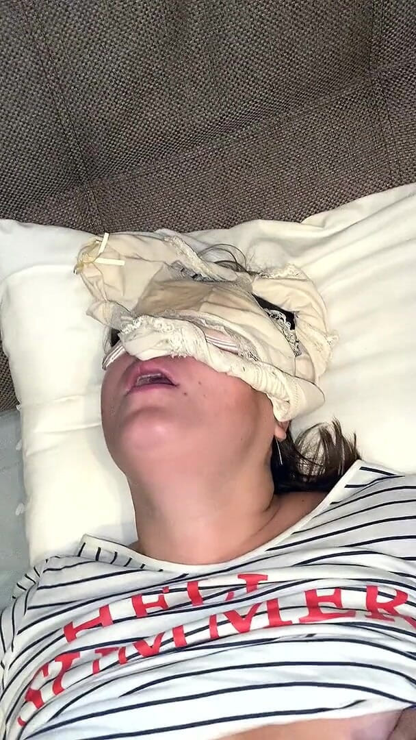 Mary Di: gili paintij men sauteli mammi ki sautele bete dvara gand...