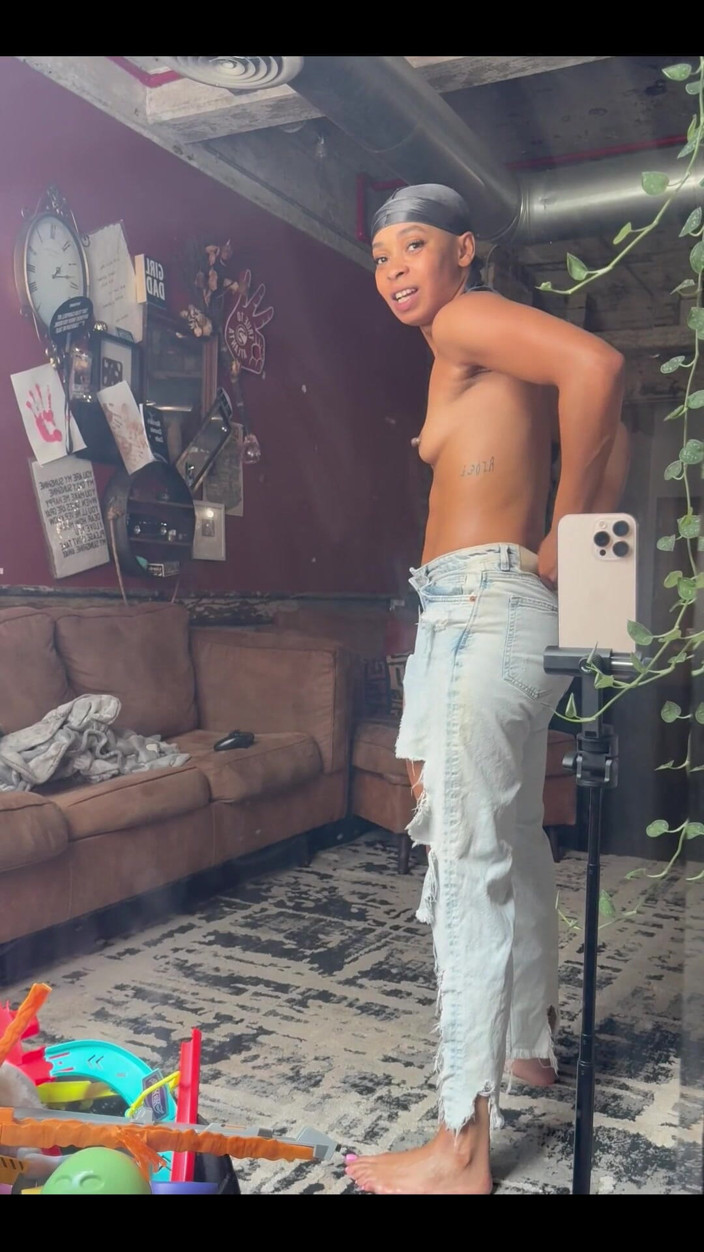 vanillaslimcara: 4386564112.mp4