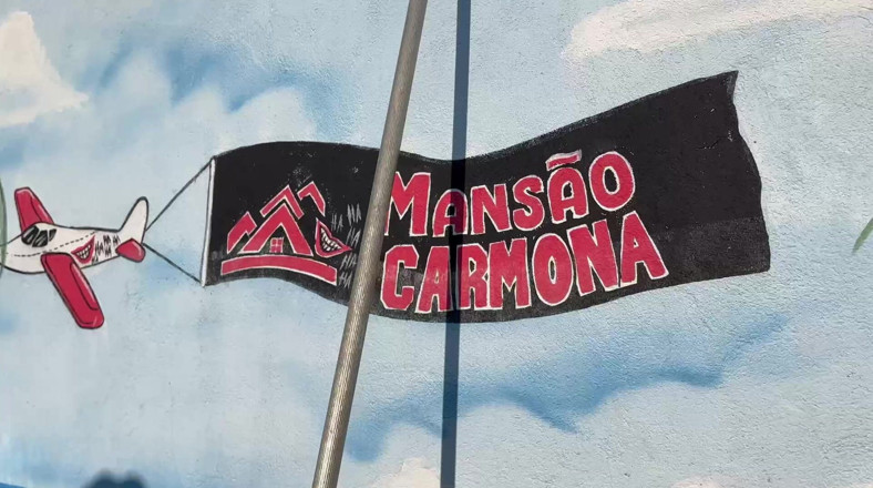 carmonaoficial: 2 rechtstreeks masturberen in het zwembad