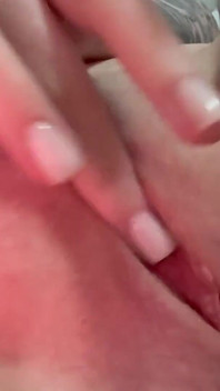 Close-up van een pulserend poesje tijdens een orgasme
