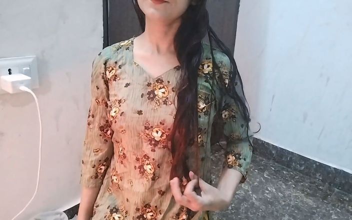 NAASRIN KHAN: लड़की अपने प्रेमी को अपने घर बुलाती है और उसके साथ सेक्स करती है
