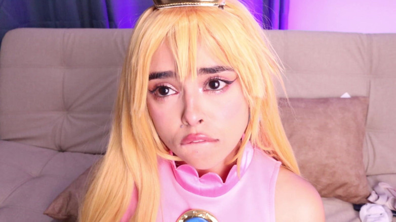 CuttieJennie: Відео від першої особи: принцеса Піч дає вам винагороду