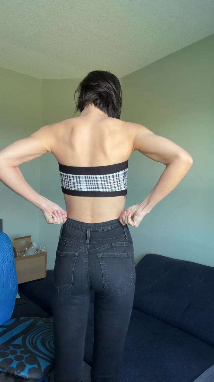 Ms_Emmy_Lynn: Oblečení dne: Crop Top &amp; Jeans