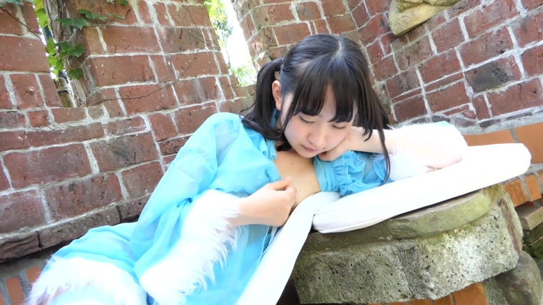 Raptor Inc: PureNude: I can't hide this feeling any more - Hinano Kamisaka