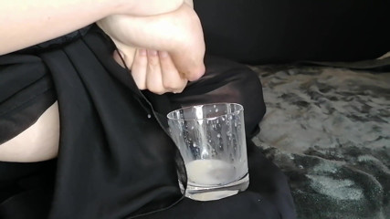 Lily_Lacto: Peras susu cewek semok