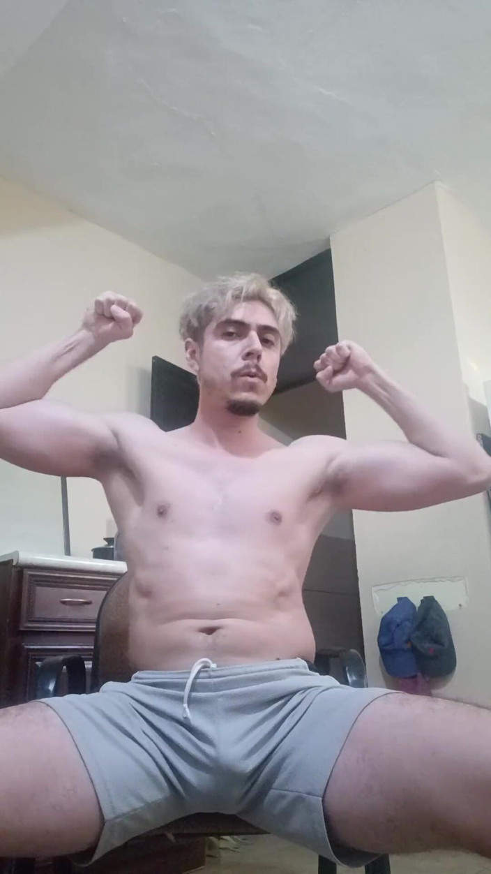 Tabasco Jake: Handsome Stud Flexing and Working Out Naked