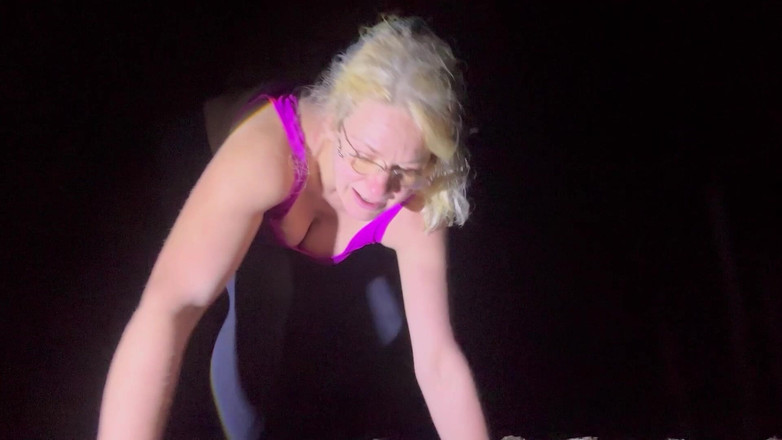 Putarankahotmilf: Nejbláznivější cvičení vůbec a roztrhl mi legíny