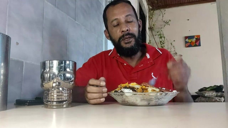 Stink HairyMale: Time of Lunch
