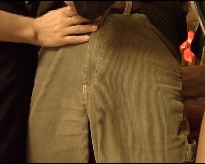 German Threesome: Eles são putas alemãs chupando pau que estão aqui para...