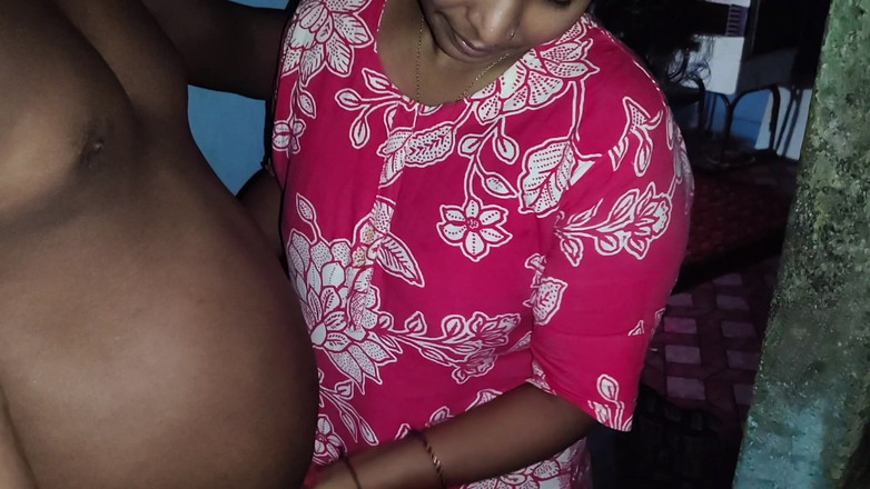 Islam saha: India caliente gordita en casa, esposa y marido follando duro...