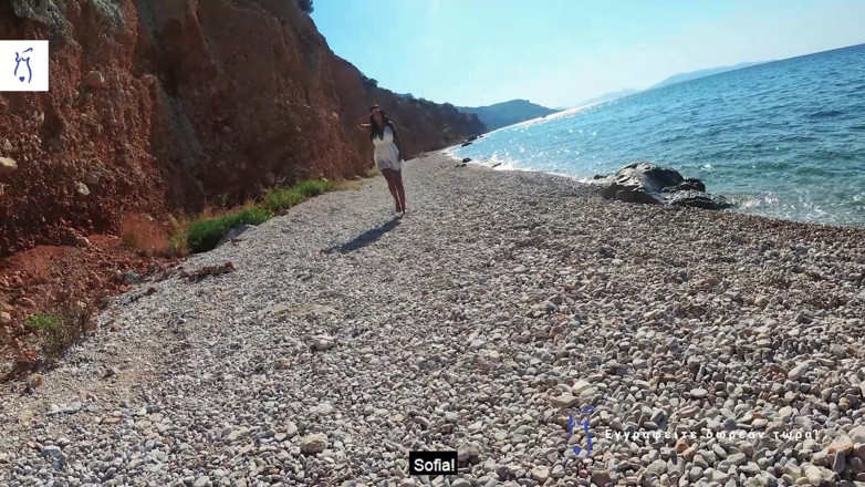 Milfakia: Ділитися – це турбота: гарячий трах утрьох з 2 неслухняними повіями Софією Павліді та Розою Розіта! Milfakia