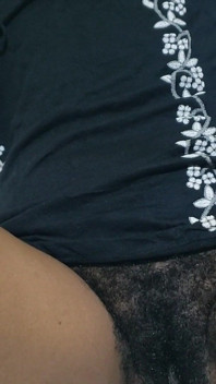 Memek sempit amatir amatir ini dientot habis-habisan sama adik tirinya yang lagi sange berat