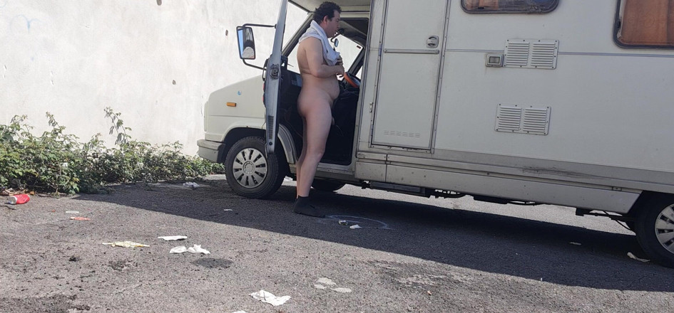 Mirko2589: All Naked in Street