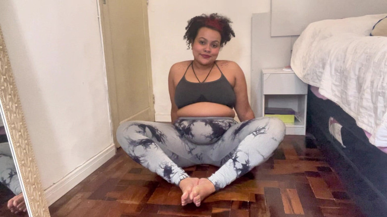 Cutiepiie Chubby: Rutinitas pagi wanita cantik besar, toilet dan yoga