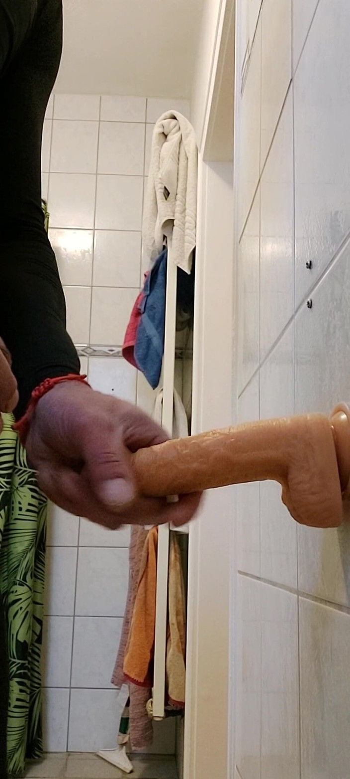 Melany: BathroomMelany