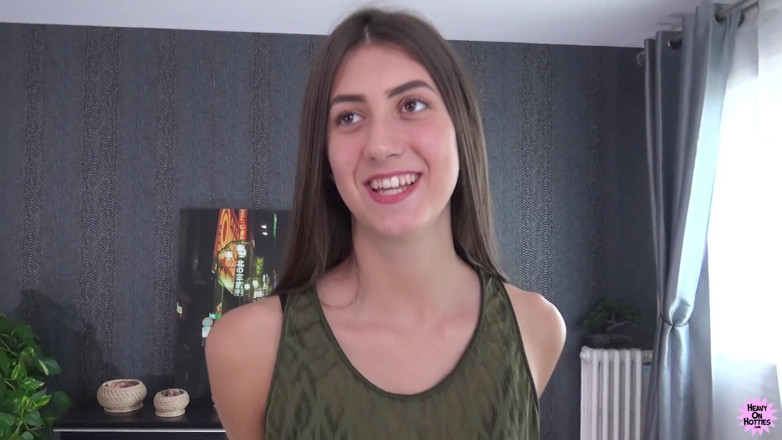 Heavy on Hotties: Vysoká teenagerka potká velkého muže pro sexuální dovádění