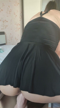 I Ride the Dildo on Top and Had an Orgasm. the Cream Flows Down