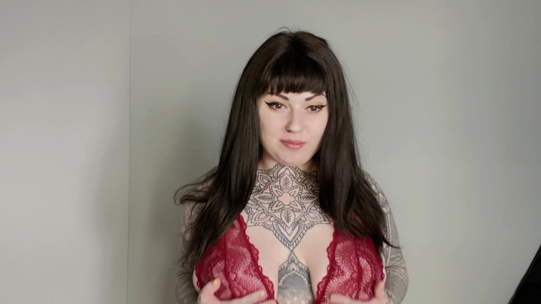 Miss Valentina: Kaybedenler sikişleri hak ediyor