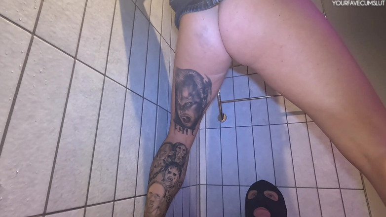 Yourfavecumslut: Pee Desperation with My Human Toilet Slave