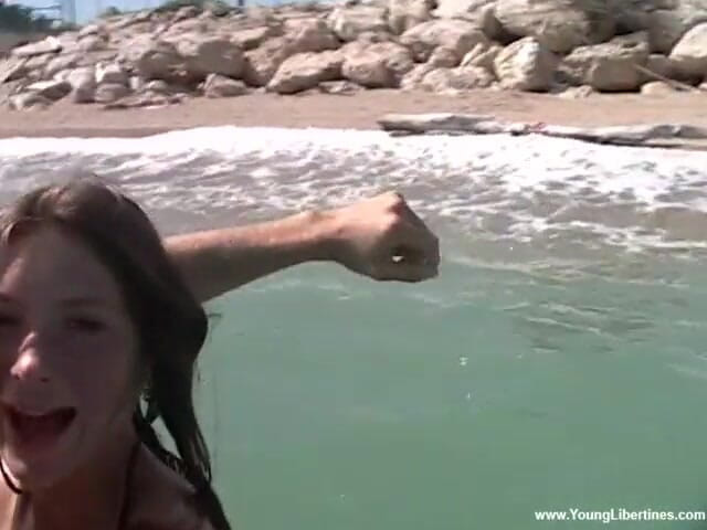 Young Libertines: BJ on the ride and on the beach