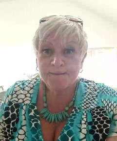 Uk Joolz: Güzel ninen