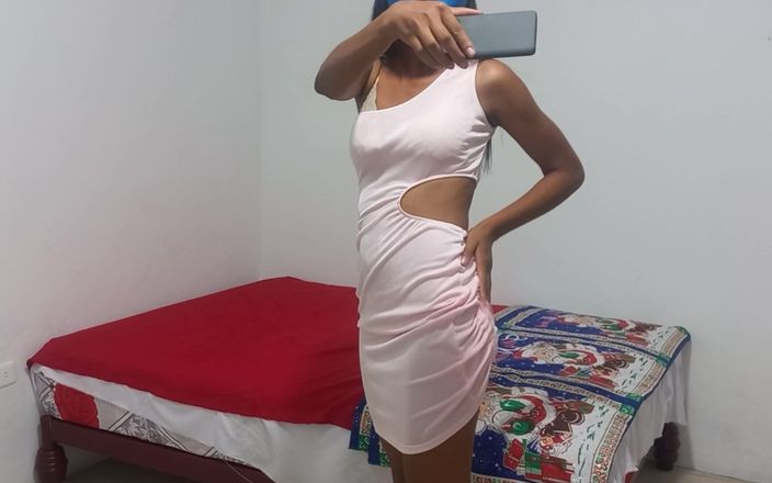 NEGRITA SEXY: 섹스와 재미를 할 준비가 된 갈색 머리 여자. 핫한 날씬한 인도 이국적인
