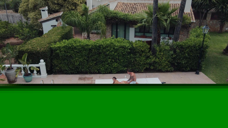 Tru Kait: Hardcore-pool-fick in Spanien