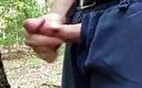 Tjenner: Je me promène dans les bois avec ma bite