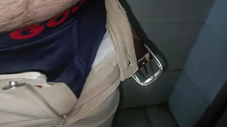 LovedSunsine1990: Ich habe mir neue strumpfhosen vom heißen markt gekauft, weil...