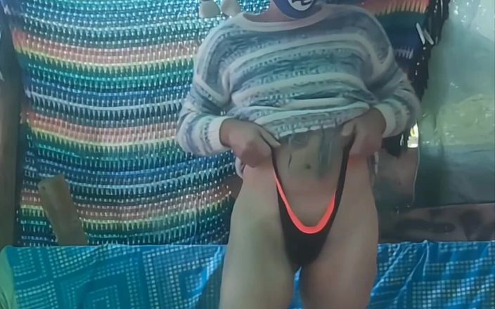 Lizzaali: Na zewnątrz w zimowy dzień drażni tatusia w My Wool...